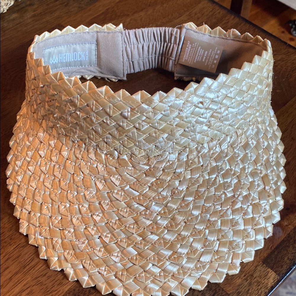 Hemlock Capri Straw Visor